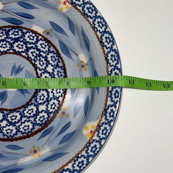 Temptations by Tara Set of 2 Old World 10.5” Dinner Plates - Picture 6 of 7